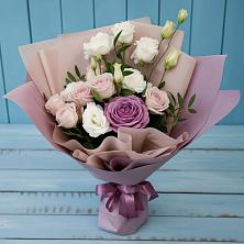 Букет цветов из:  Розы и Лизиантусы в Охе