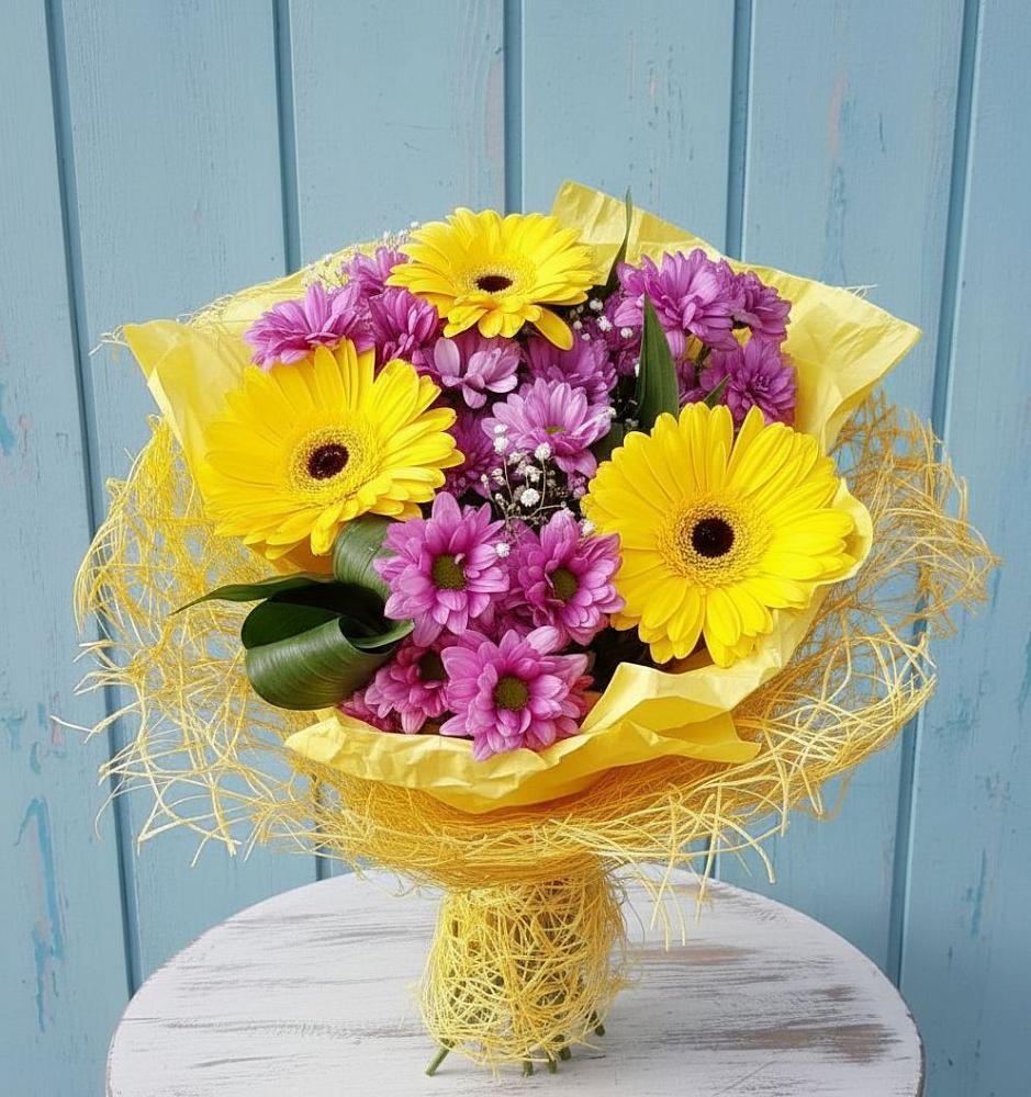 Букет цветов из: Хризантемы и Герберы в Охе