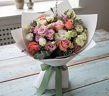 Букет цветов из:  Розы, Лизиантусы и Гвоздики #REPLACE_PRED# Охе